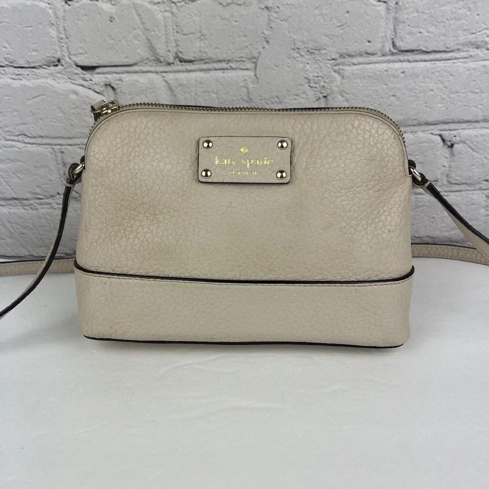 Kate Spade Bay Street‎ Crossbody Shoulder Bag Purse Pebbled Leather Color Pumice